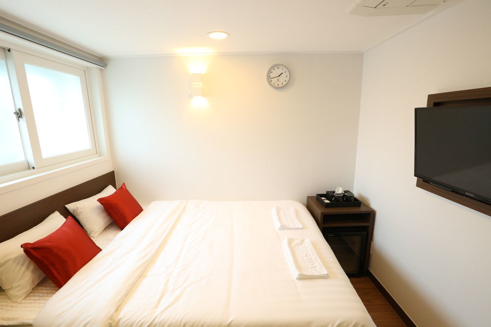 Philstay Dongdaemun Avenue Сеул Экстерьер фото